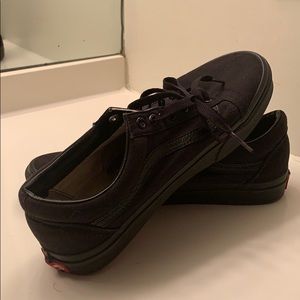 Men’s vans black sneakers size 8.5